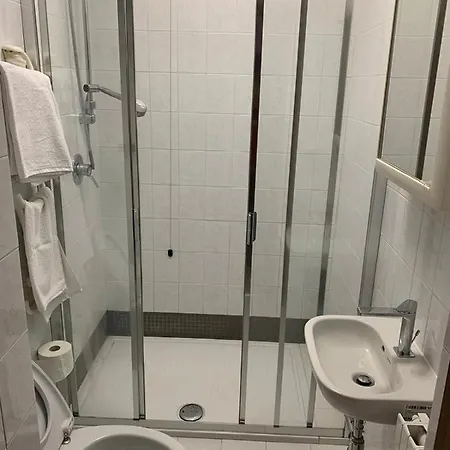 Apricot House * Roccascalegna