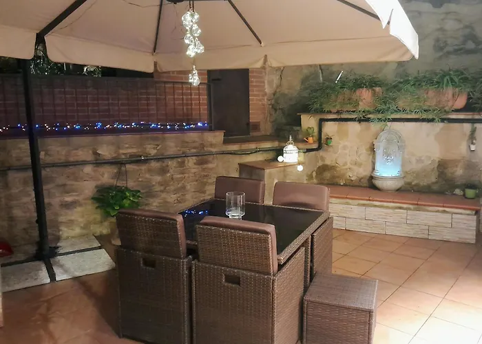 Apricot House בית נופש Roccascalegna