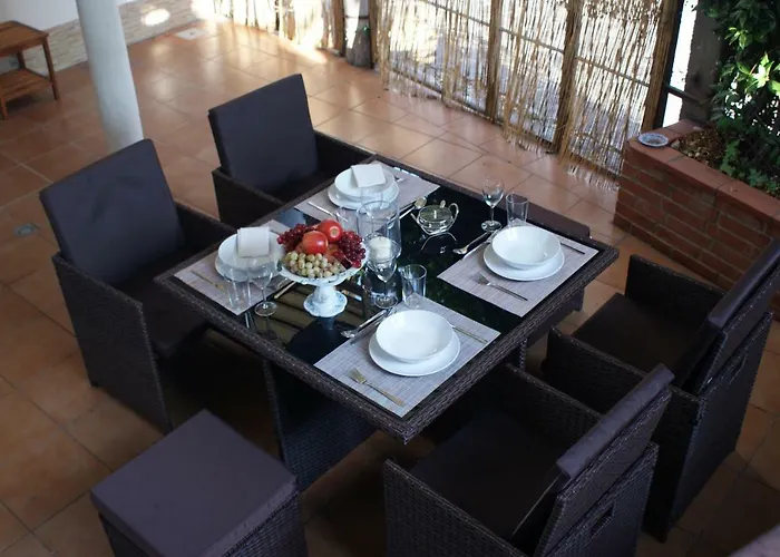 Apricot House בית נופש